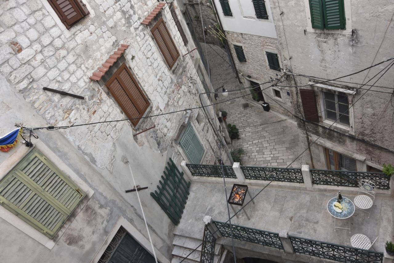 V Apartment Šibenik Exterior foto